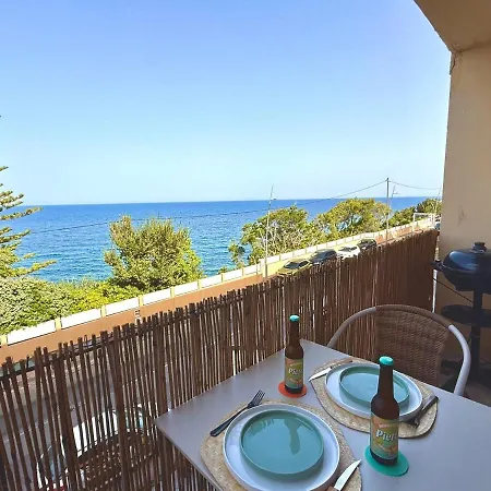 Apartmán Refurbished In Cap Corse With Sea View