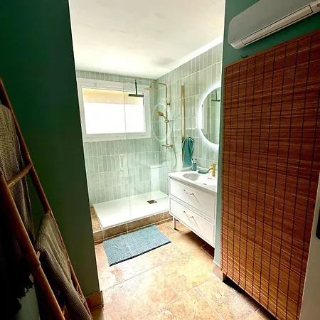 Refurbished In Cap Corse With Sea View * San-Martino-di-Lota
